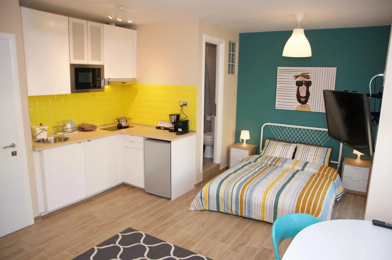 Super Cute & Cozy Mini Studios In City Center Θεσσαλονίκη 0*,  Ελλάδα